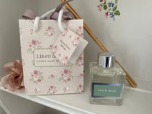 Load image into Gallery viewer, Handmade Botanical Reed Diffuser - Sea & Dune
