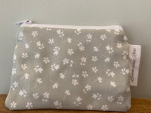 Load image into Gallery viewer, Coin Purse - Pretty Ditsy 5 options