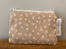 Load image into Gallery viewer, Coin Purse - Pretty Ditsy 5 options