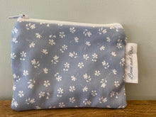 Load image into Gallery viewer, Coin Purse - Pretty Ditsy 5 options