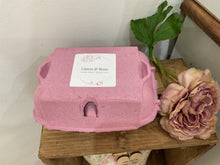 Load image into Gallery viewer, Bath Melts - Wild Olive - Pink egg box of 6