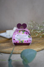 Load image into Gallery viewer, Mini Heart Soaps - English Soap Company - Oriental Spice and Cherry Blossom