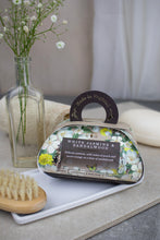 Load image into Gallery viewer, Soap bar gift - English Soap Company - White Jasmine & Sandalwood