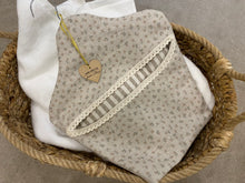 Load image into Gallery viewer, Linen peg bag handmade ditsy floral
