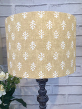 Load image into Gallery viewer, Lampshade - Peony &amp; Sage Inca Hay - 30cm drum
