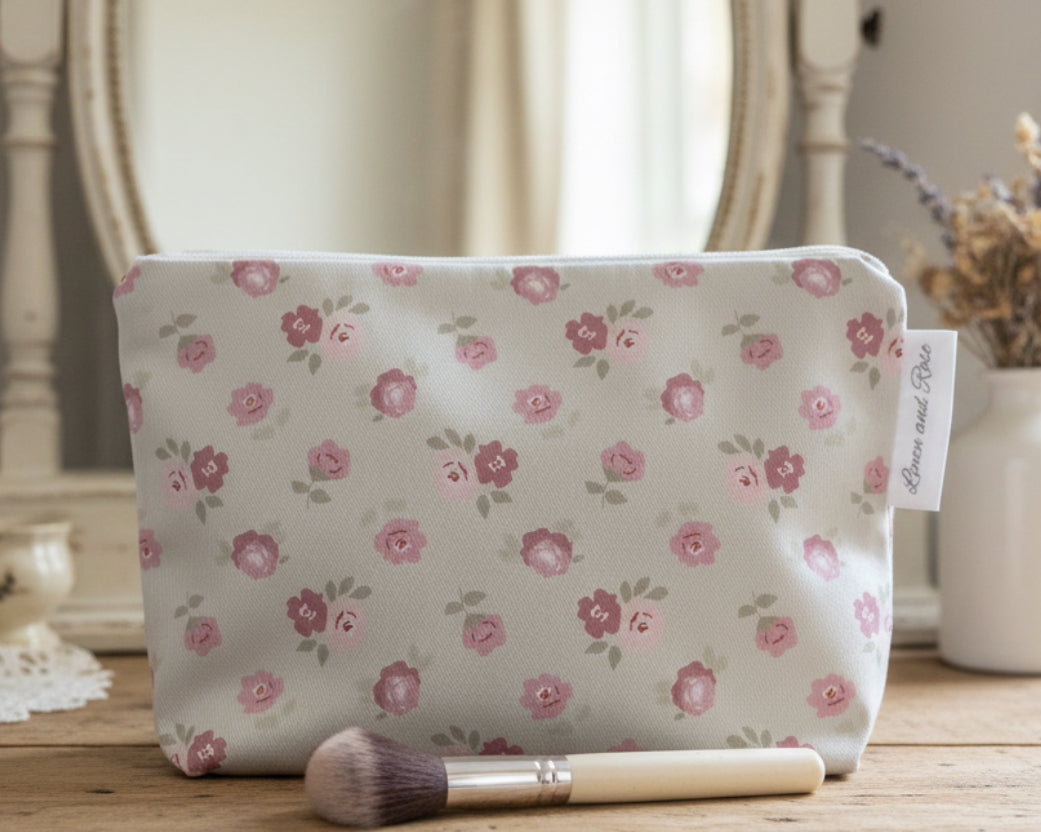 Cotton Cosmetic bag - Martha Pale Powder Green
