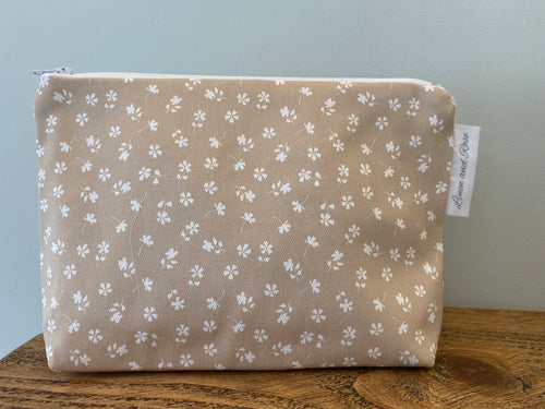 Cotton Cosmetic bag - Ditsy Parnsip on white