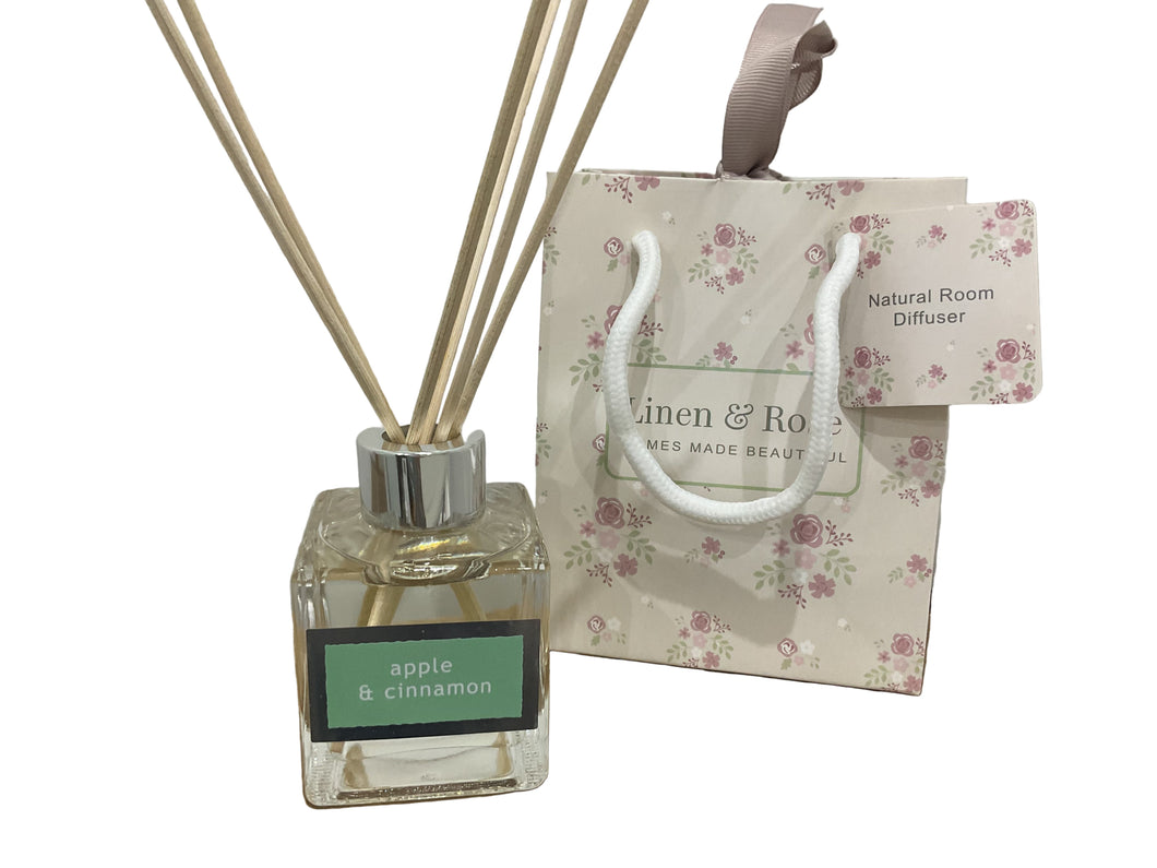 Handmade Botanical Reed Diffuser - Apple and Cinnamon
