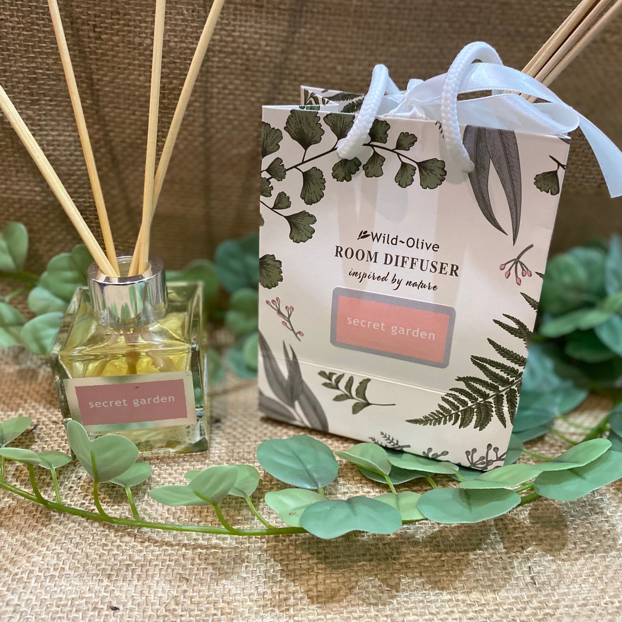 Handmade Botanical Reed Diffuser - Secret Garden - Wild Olive – Linen ...