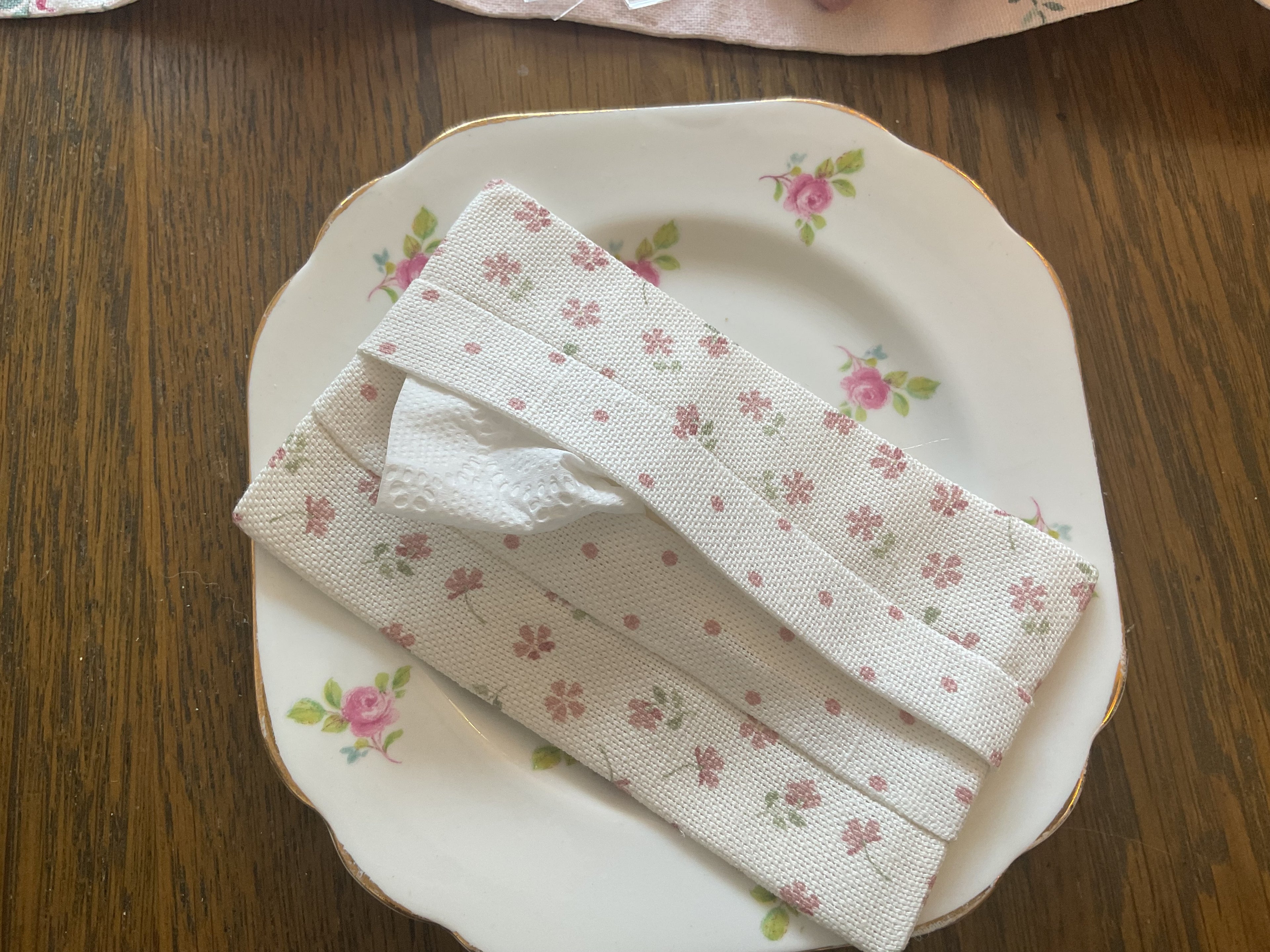 Pocket Tissue Case - Ditsy Pink multi