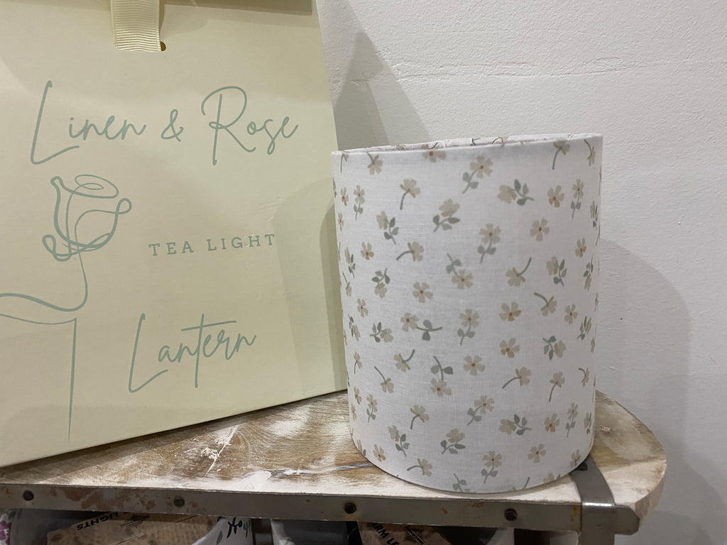 Lantern - Linen & Rose - Ditsy straw multi - Free Gift Box