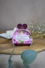 Load image into Gallery viewer, Mini Heart Soaps - English Soap Company - Oriental Spice and Cherry Blossom
