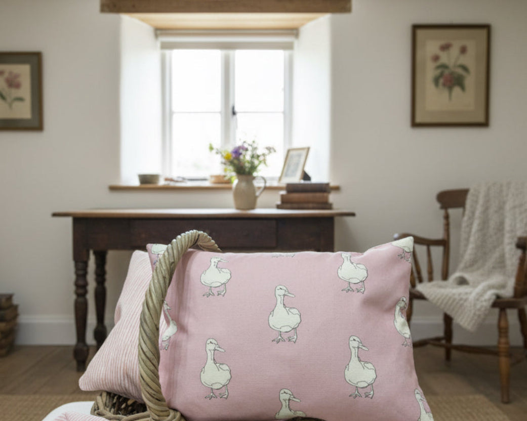 Cushion Cover - Milton and Manor Farmhouse Duck - 30cm x 40cm- Pink