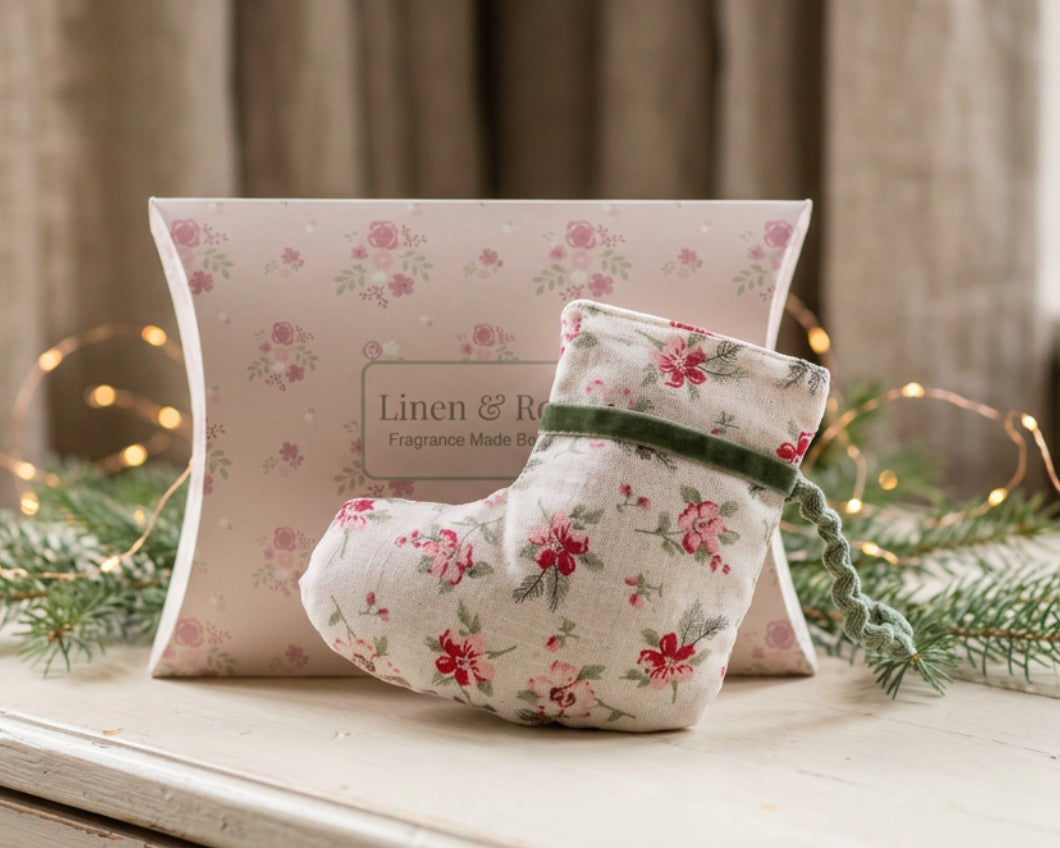 Greengate Yorkshire Lavender Stocking Pouch - Gift boxed