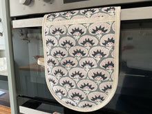 Load image into Gallery viewer, Oven Gloves - Peony and Sage - Laguna steel Blue
