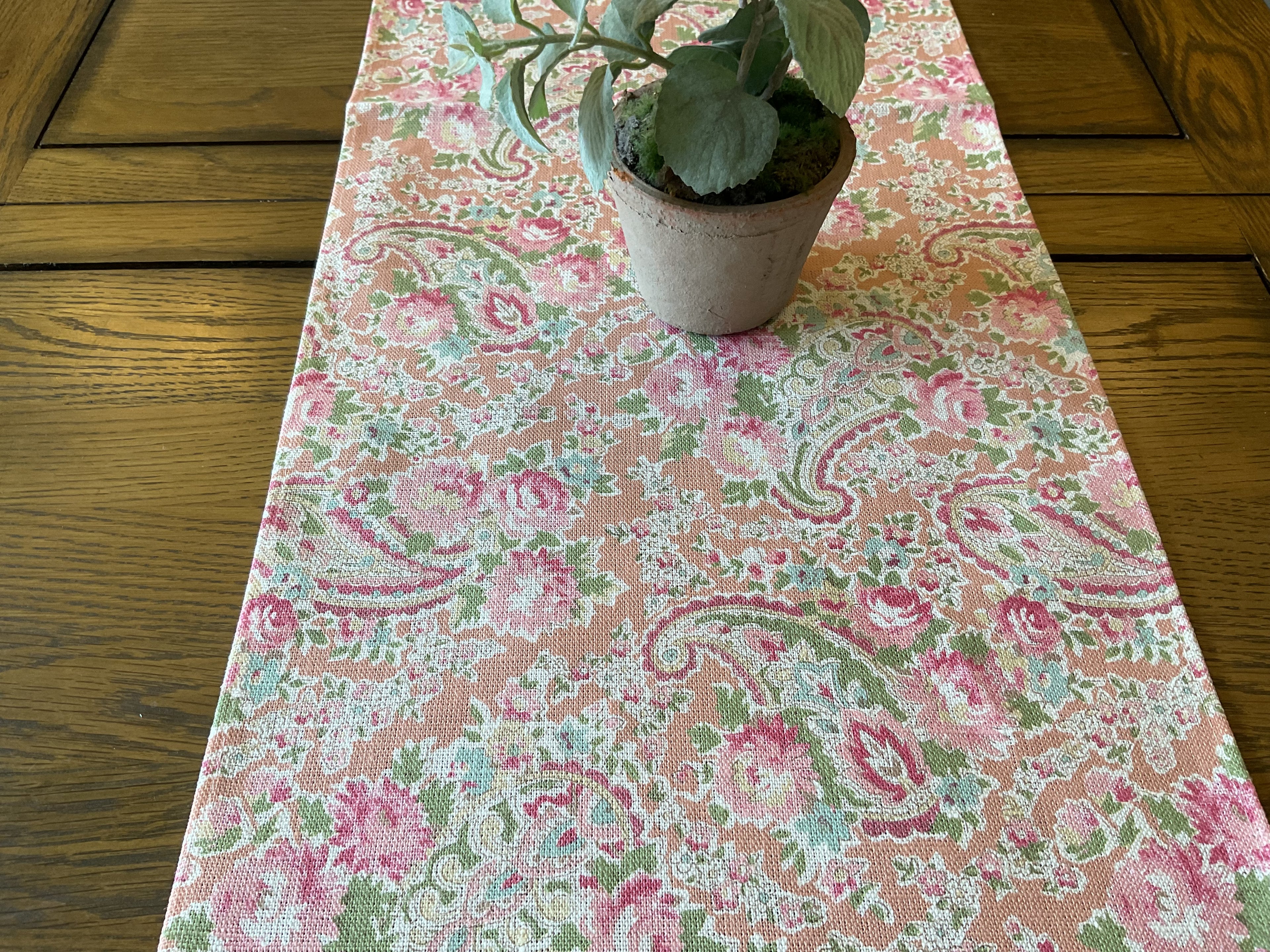 Table Runner - Sarah Hardaker - Vintage Paisley - Coral