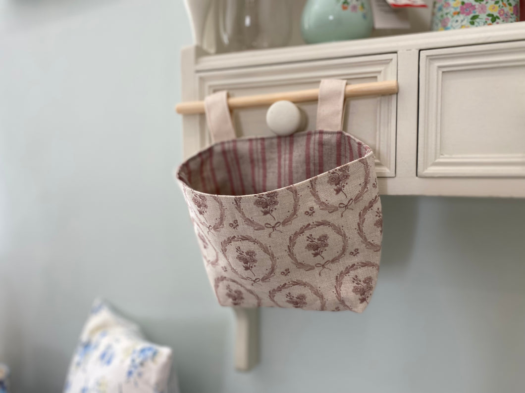 Hanging Fabric Basket - Olive and Daisy Mulberry Wreath