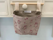 Load image into Gallery viewer, Hanging Fabric Basket - Linen &amp; Rose Damson  - Natural spot lining
