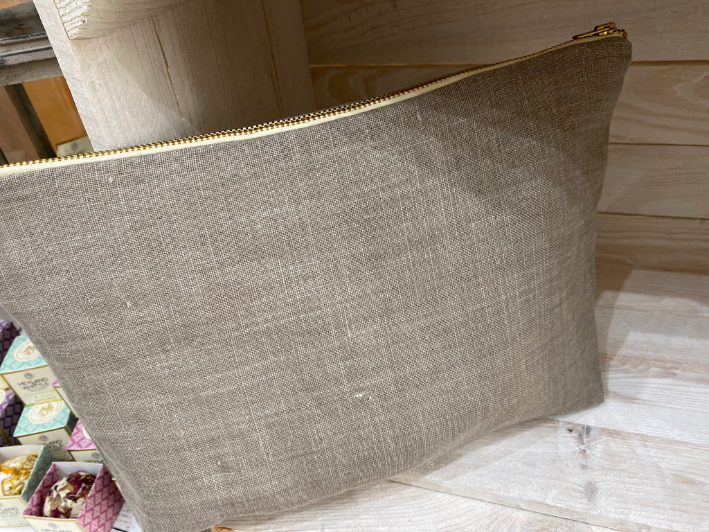 Peony & Sage - Linen toiletry bag - Belgium Mushroom plain linen