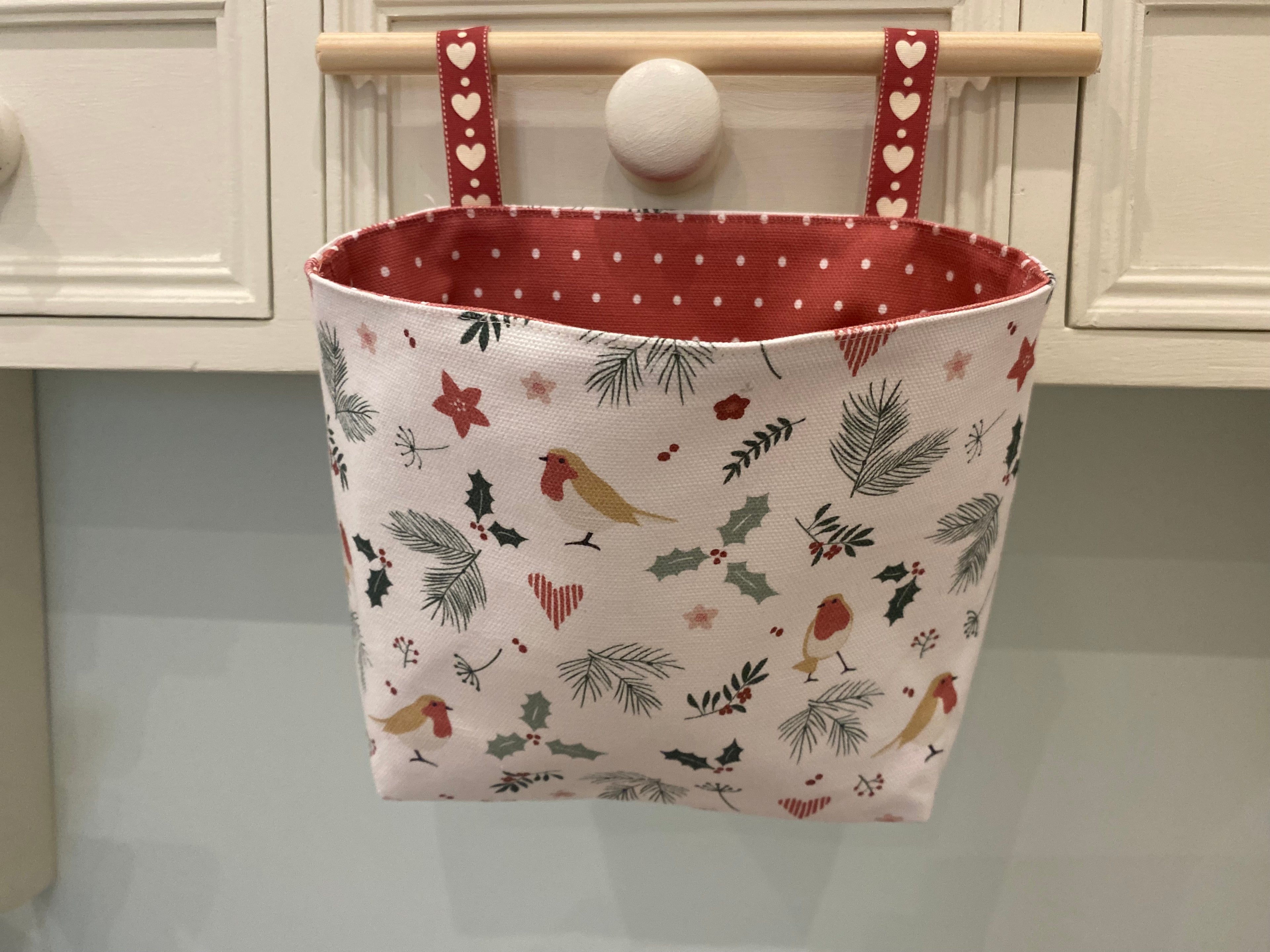 Hanging Fabric Basket - Linen & Rose Christmas