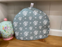 Load image into Gallery viewer, Tea Cosy - Linen and Rose - Damson Sea Green
