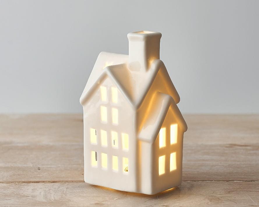 LED Light up Heart House - 11cm