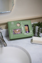 Load image into Gallery viewer, Gift set - English Soap Company - English Lavender trio gift set
