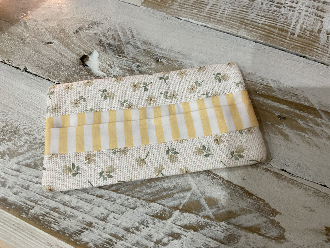 Pocket Tissue cover - Linen and Rose - Ditsy Parsnip