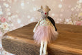 Mrs fluffy skirt Mouse - pretty sitting Mouse