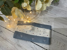 Load image into Gallery viewer, Pocket Tissue cover - Linen and Rose Hearts and spots
