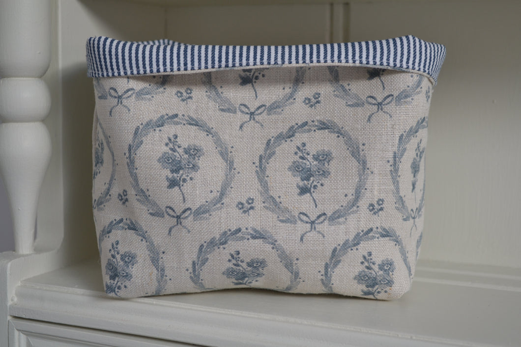 Fabric Basket - Olive and Daisy - Storm Blue Wreath - 6